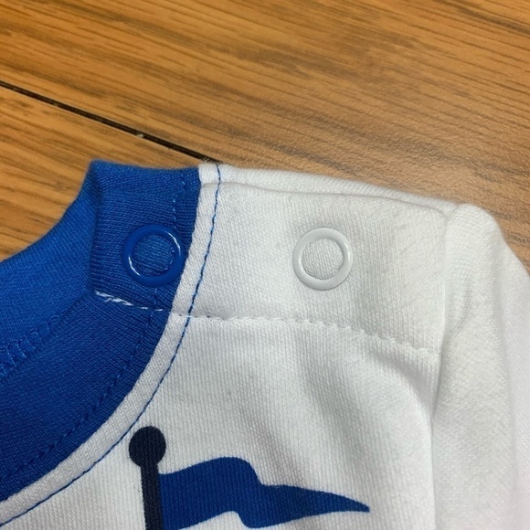 ✅HOST Pick✅ Garanimals Onesie, 18M - Picture 5 of 7